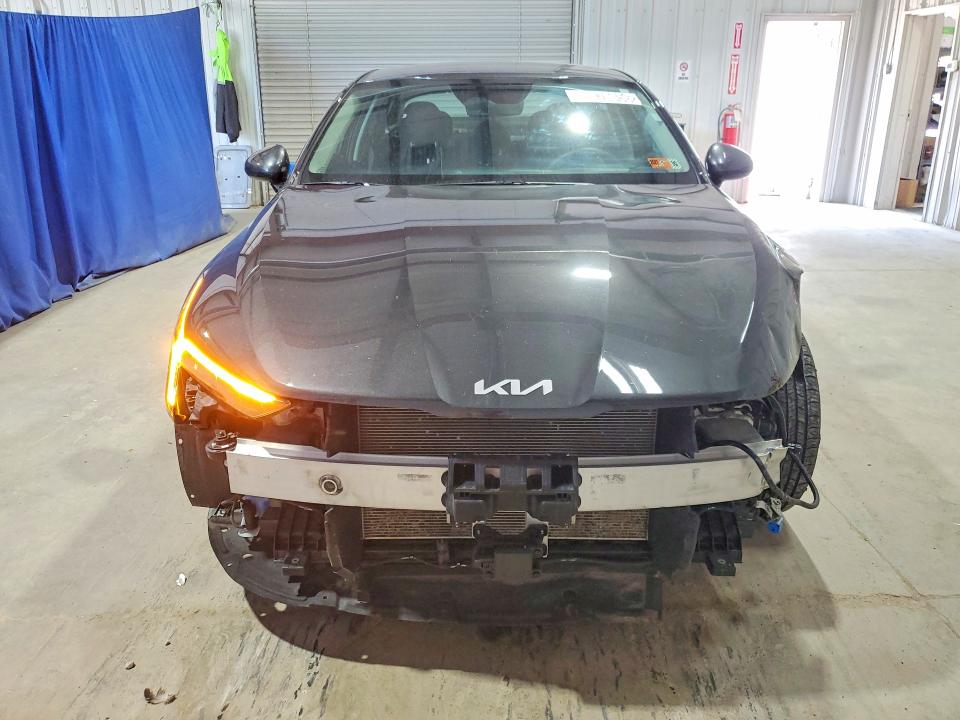 2026 Kia K5 VIN KNAG24J76T5433760 COPART salvage auction — FRONT END, Wv - Certificate Of Title (P), sold $13,000 on 2026-07-06 (photo 5)