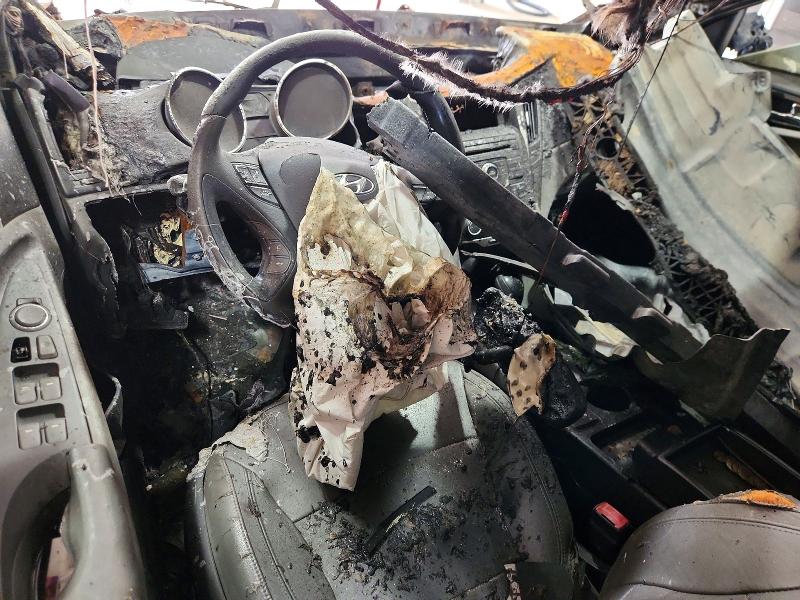 2011 Hyundai Sonata VIN 5NPEC4AC1BH212134 COPART salvage auction — BURN, VA - NON-REPAIRABLE CERTIFICATE, sold $225 on 2026-07-31 (photo 8)