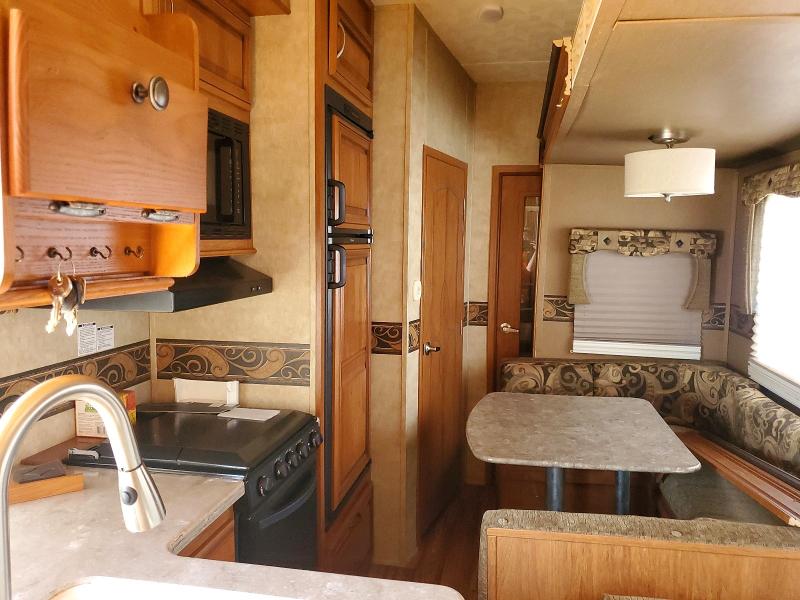 2014 Sabre by forest rive VIN 4X4FSRK24E3008769 COPART salvage auction — ROOF, NY - MV-907A SALVAGE CERTIFICATE, sold $4,300 on 2026-07-16 (photo 6)