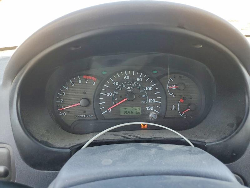 2002 Hyundai Accent VIN KMHCG45C92U395418 COPART salvage auction — FRONT END, Nv - Salvage Title, sold $500 on 2026-07-27 (photo 9)