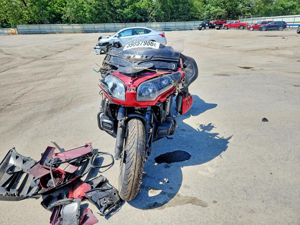 2015 Honda Gl1800c VIN JH2SC68W0FK100230 COPART salvage auction — FRONT END, PA - CERTIFICATE OF SALVAGE, sold $275 on 2026-07-30 (photo 2)
