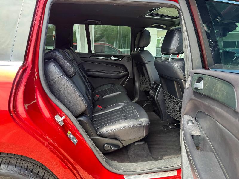 2017 Mercedes-benz Gls-class VIN 4JGDF6EEXHA775382 COPART salvage auction — MINOR DENT/SCRATCHES, Md - Certificate Of Title (P), sold $9,400 on 2026-07-27 (photo 6)