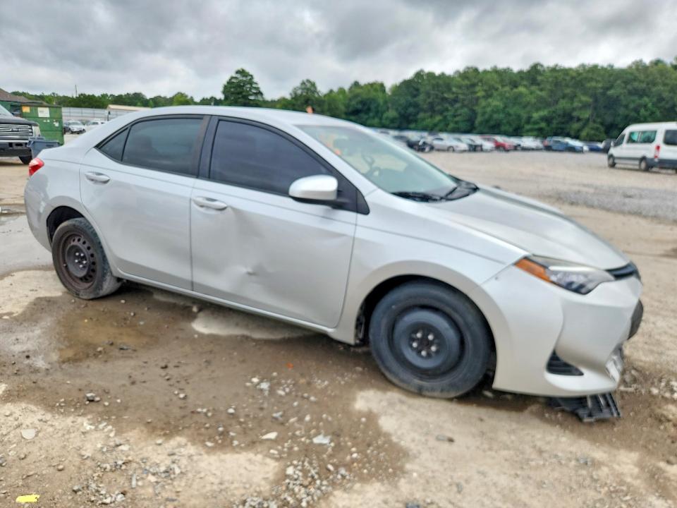 2018 Toyota Corolla VIN 5YFBURHE1JP782009 COPART salvage auction — SIDE, MS - CERTIFICATE OF TITLE (P), sold $1,100 on 2026-07-17 (photo 4)