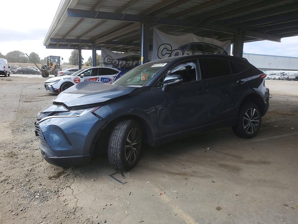 2023 Toyota Venza VIN JTEAAAAH0PJ119503 COPART salvage auction — UNDERCARRIAGE, CA - SALVAGE CERTIFICATE, sold $4,050 on 2026-07-16 (photo 1)
