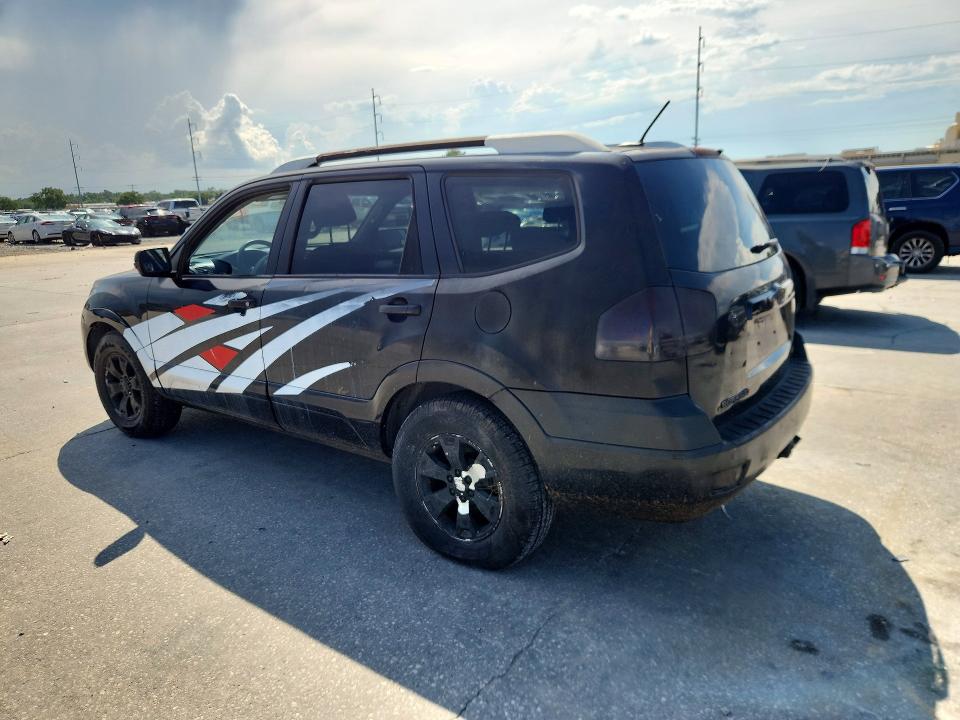2009 Kia Borrego VIN KNDJJ741X95033097 COPART salvage auction — NORMAL WEAR, LA - CERT OF TITLE-RECONSTRUCTED, sold $250 on 2026-07-29 (photo 2)