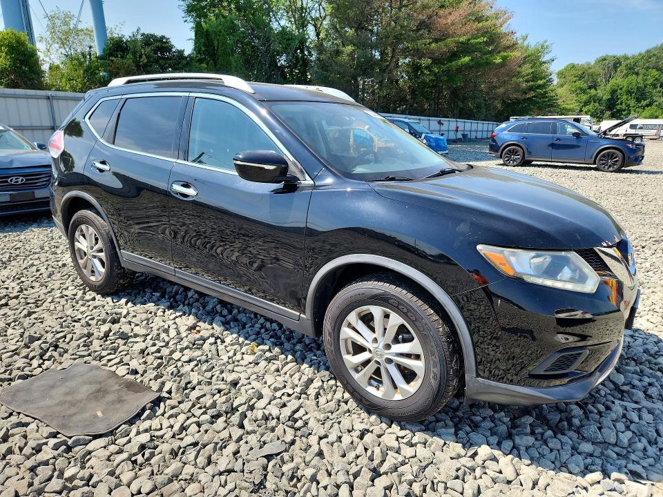 2015 Nissan Rogue VIN KNMAT2MV1FP521175 COPART salvage auction — MINOR DENT/SCRATCHES, NJ - CERTIFICATE OF TITLE, sold $700 on 2026-07-20 (photo 4)