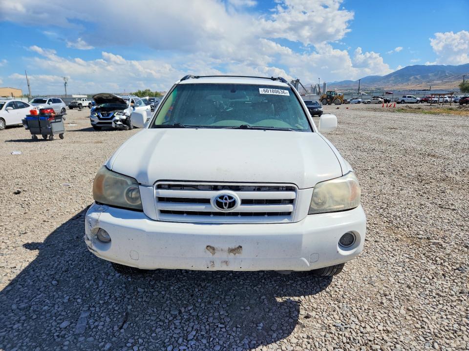 2004 Toyota Highlander VIN JTEEP21A240034771 COPART salvage auction — FRONT END, UT - CERTIFICATE OF TITLE, sold $825 on 2026-07-10 (photo 5)