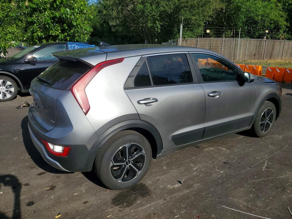 2026 Kia Niro VIN KNDCP3LE7T5337984 COPART salvage auction — FRONT END, Pa - Cert Of Title, sold $7,700 on 2026-07-15 (photo 3)