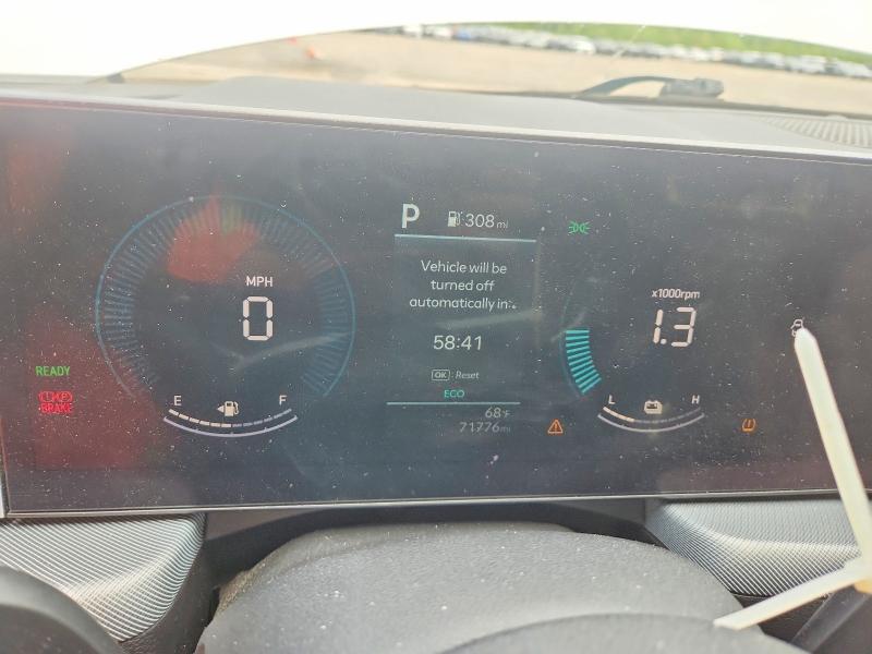2025 Hyundai Sonata hybrid VIN KMHL34JJ8SA104697 COPART salvage auction — FRONT END, In - Certificate Of Title, sold $11,000 on 2026-07-20 (photo 9)