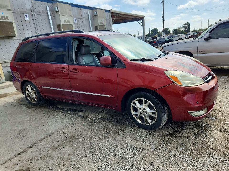 2005 Toyota Sienna VIN 5TDZA22C95S371198 COPART salvage auction — MINOR DENT/SCRATCHES, Ca - Dis/Dlr/Exp Only Clean Title (P), sold $775 on 2026-07-20 (photo 4)