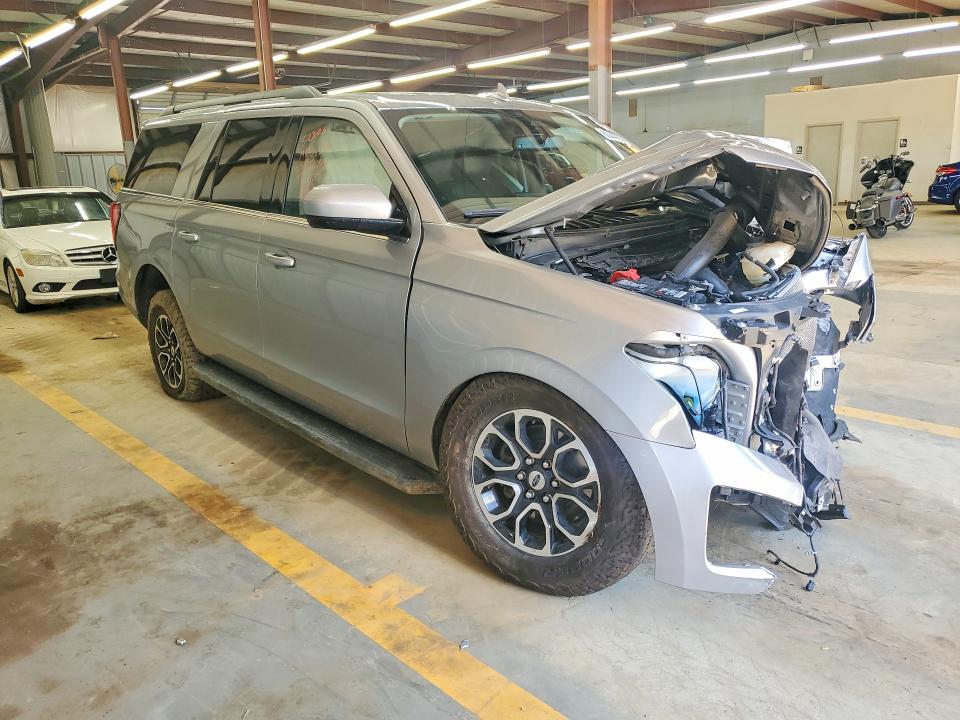 2024 Ford Expedition VIN 1FMJK1H84REA58610 COPART salvage auction — FRONT END, FL - DLR ONLY CERT OF DESTRUCTION (P), sold $9,300 on 2026-07-29 (photo 4)