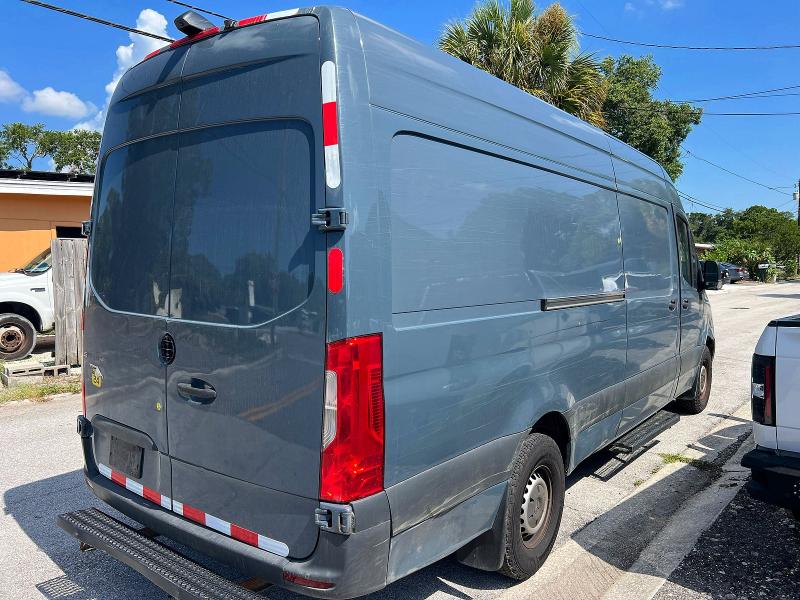 2019 Mercedes-benz Sprinter VIN WD4PF1CD2KP132372 COPART salvage auction — MECHANICAL, OH - CERTIFICATE OF TITLE (P), sold $15,000 on 2026-07-21 (photo 4)
