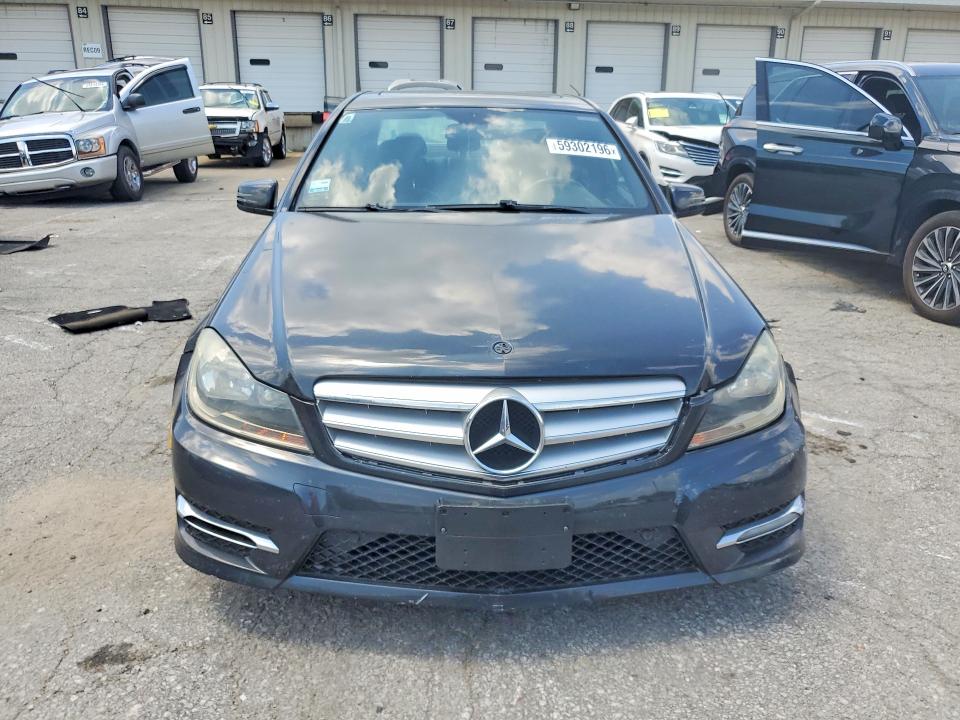 2012 Mercedes-benz C-klasse VIN WDDGF5HB6CR218904 COPART salvage auction — FRONT END, Ky - Red Rebuilt Flood, sold $850 on 2026-08-13 (photo 5)