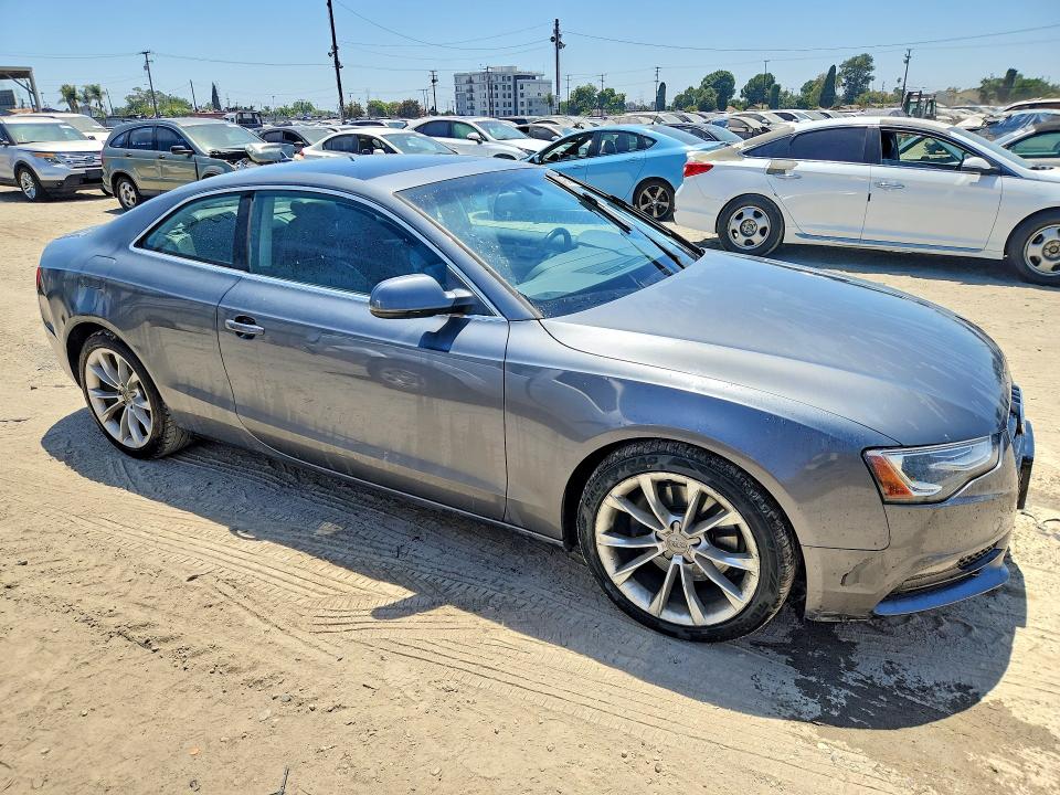 2013 Audi A5 VIN WAULFAFR1DA001419 COPART salvage auction — REAR END, Ca - Dis/Dlr/Exp App For Dup Clean, sold $1,050 on 2026-07-27 (photo 4)