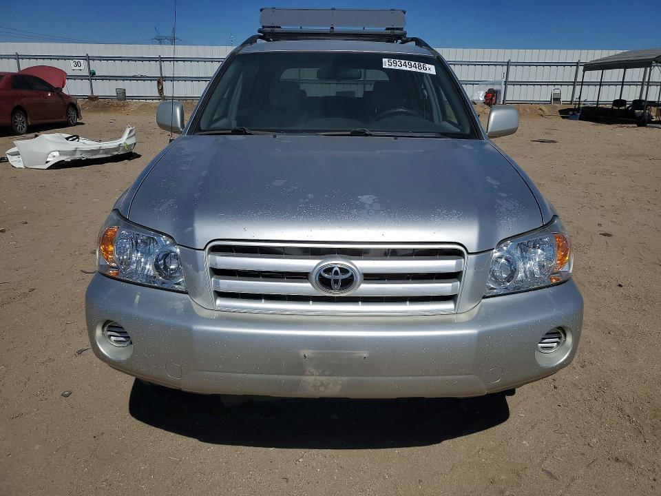 2005 Toyota Highlander VIN JTEGP21A650073888 COPART salvage auction — MINOR DENT/SCRATCHES, Ca - Dis/Dlr/Exp Only Clean Title, sold $475 on 2026-07-20 (photo 5)