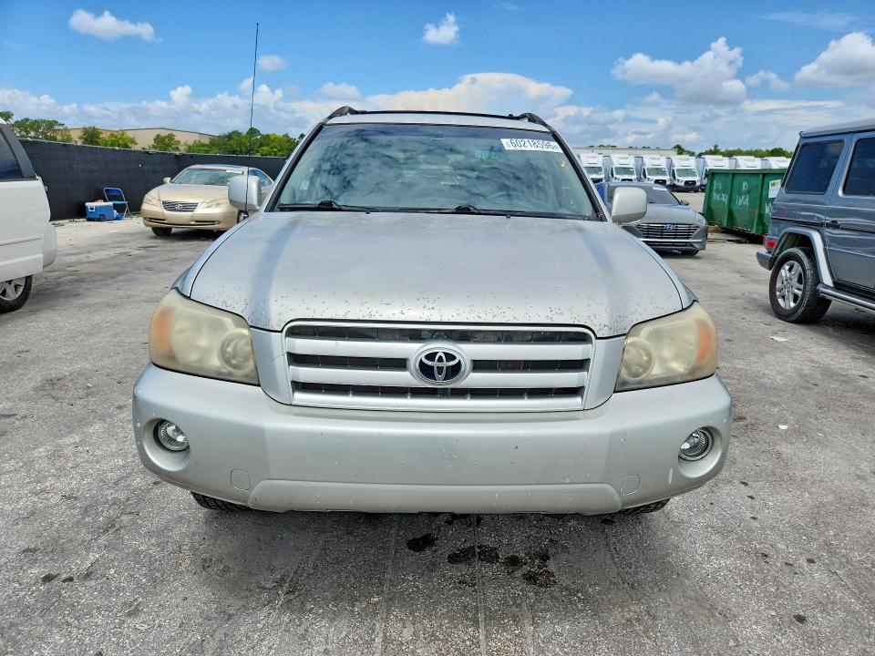 2006 Toyota Highlander VIN JTEGP21A260096294 COPART salvage auction — MINOR DENT/SCRATCHES, FL - CERTIFICATE OF TITLE, sold $1,500 on 2026-07-21 (photo 5)