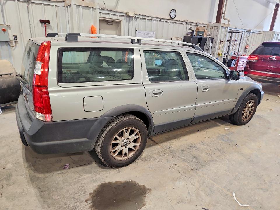 2005 Volvo Xc70 VIN YV1SZ592651200506 COPART salvage auction — NORMAL WEAR, WI - CERTIFICATE OF TITLE, sold $325 on 2026-07-22 (photo 3)