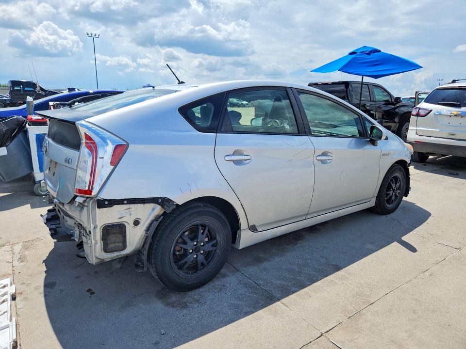 2013 Toyota Prius VIN JTDKN3DUXD5595666 COPART salvage auction — FRONT END, Salvage Title, sold $1,450 on 2026-07-30 (photo 3)