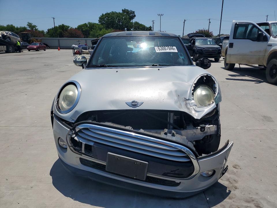 2015 Mini Cooper VIN WMWXM5C51FT941341 COPART salvage auction — FRONT END, TX - SALVAGE VEHICLE TITLE (P), sold $1,200 on 2026-08-13 (photo 5)