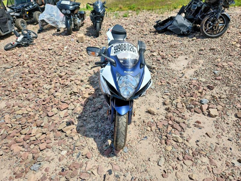 2025 Suzuki Gsx-r VIN JS1GN7FA4S7100695 COPART salvage auction — SIDE, Ny - Mv-907A Salvage Certificate, sold $600 on 2026-07-30 (photo 5)