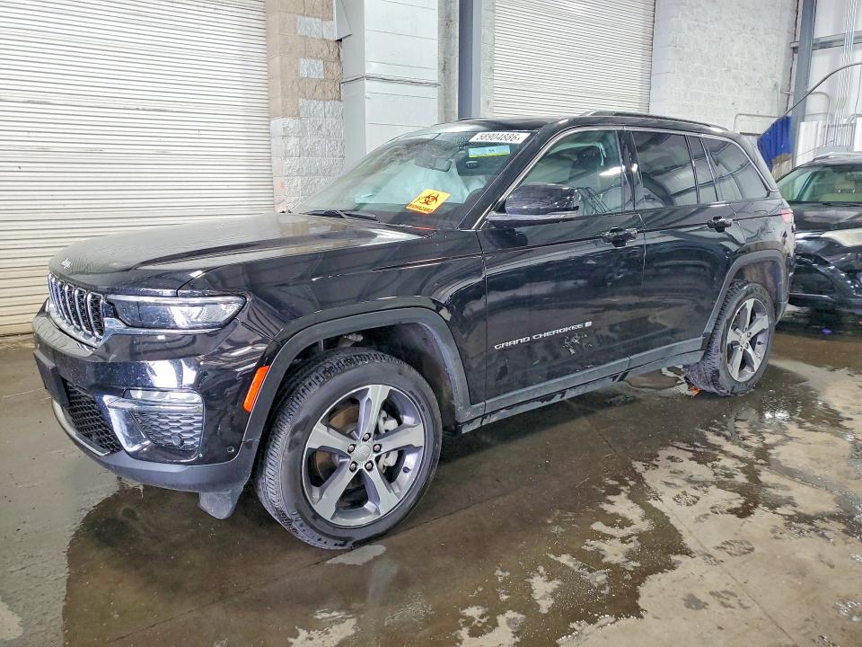 2024 Jeep Grand cherokee VIN 1C4RJHBGXRC210923 — COPART salvage auction photo