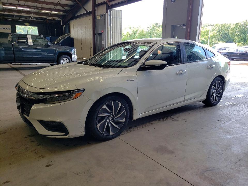 2019 Honda Insight VIN 19XZE4F96KE008961 COPART salvage auction — MINOR DENT/SCRATCHES, NY - CERTIFICATE OF TITLE (P), sold $7,100 on 2026-08-07 (photo 1)