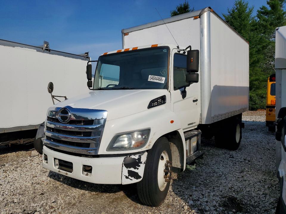 2016 Hino 338 VIN 5PVNV8JV1G4S55677 COPART salvage auction — FRONT END, CT - CERT OF TITLE-SALVAGE, sold $2,200 on 2026-07-22 (photo 1)