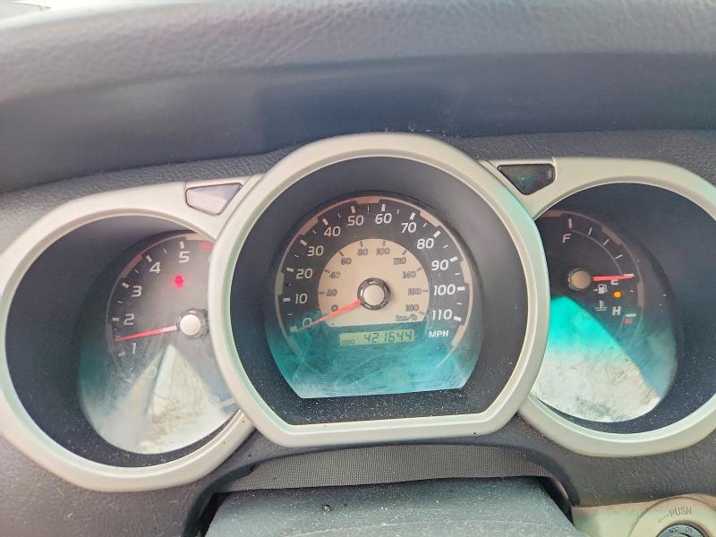 2004 Toyota 4runner VIN JTEBU14R748012953 COPART salvage auction — SIDE, VA - CERTIFICATE OF TITLE (P), sold $3,600 on 2026-07-28 (photo 9)