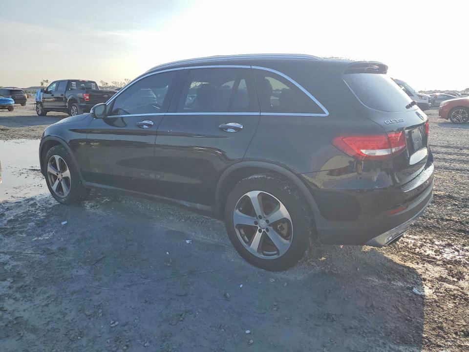 2016 Mercedes-benz Glc VIN WDC0G4JB2GF053478 COPART salvage auction — MINOR DENT/SCRATCHES, Fl - Certificate Of Title, sold $6,700 on 2026-08-05 (photo 2)