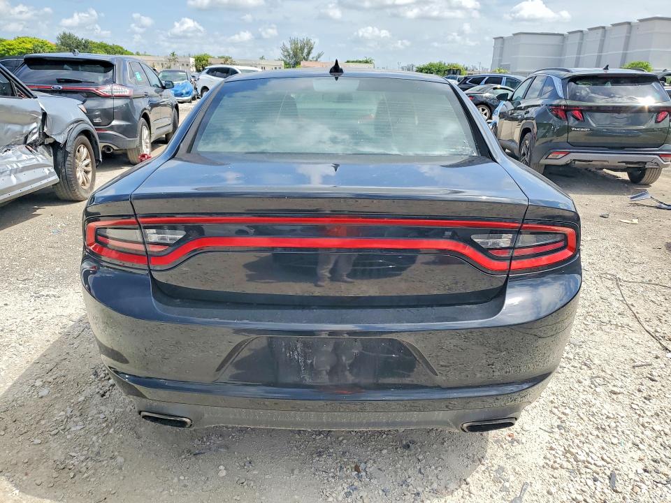 2015 Dodge Charger VIN 2C3CDXHG8FH749908 COPART salvage auction — MINOR DENT/SCRATCHES, Fl - Certificate Of Title (P), sold $1,900 on 2026-07-31 (photo 6)