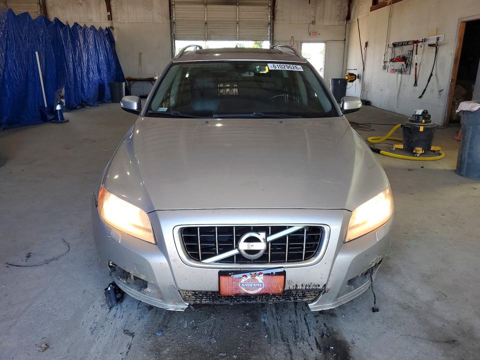 2010 Volvo V70 VIN YV1982BW5A1159910 COPART salvage auction — FRONT END, Ky - Cert Of Title-Salvage, sold $300 on 2026-08-24 (photo 5)