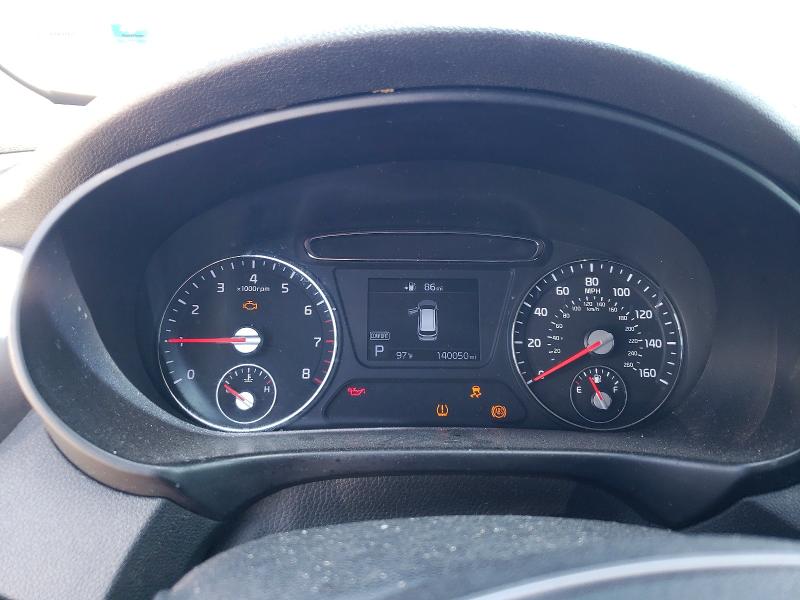 2020 Kia Sorento VIN 5XYPGDA58LG618841 COPART salvage auction — NORMAL WEAR, Il - Certificate Of Title, sold $3,250 on 2026-07-23 (photo 9)