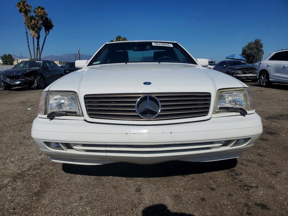1998 Mercedes-benz Sl-class VIN WDBFA67F8WF170857 COPART salvage auction — MINOR DENT/SCRATCHES, AZ - DIS/DLR/EXP ONLY CLEAN TITLE (P), sold $3,050 on 2026-07-28 (photo 5)