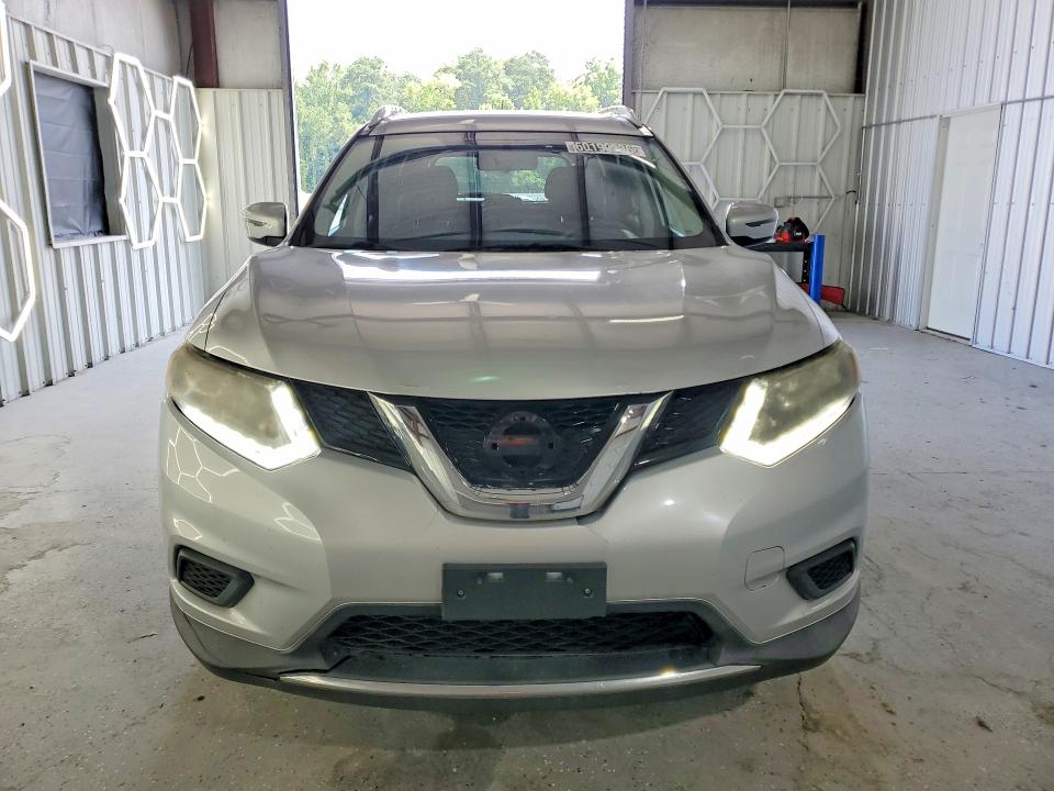 2016 Nissan Rogue VIN KNMAT2MV2GP631086 COPART salvage auction — MINOR DENT/SCRATCHES, Nc - Dealer Only Clean Title, sold $500 on 2026-07-28 (photo 5)