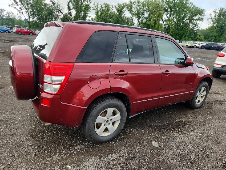 2006 Suzuki Grand vitara VIN JS3TD944764102143 COPART salvage auction — NORMAL WEAR, Ny - Certificate Of Title, sold $525 on 2026-07-28 (photo 3)