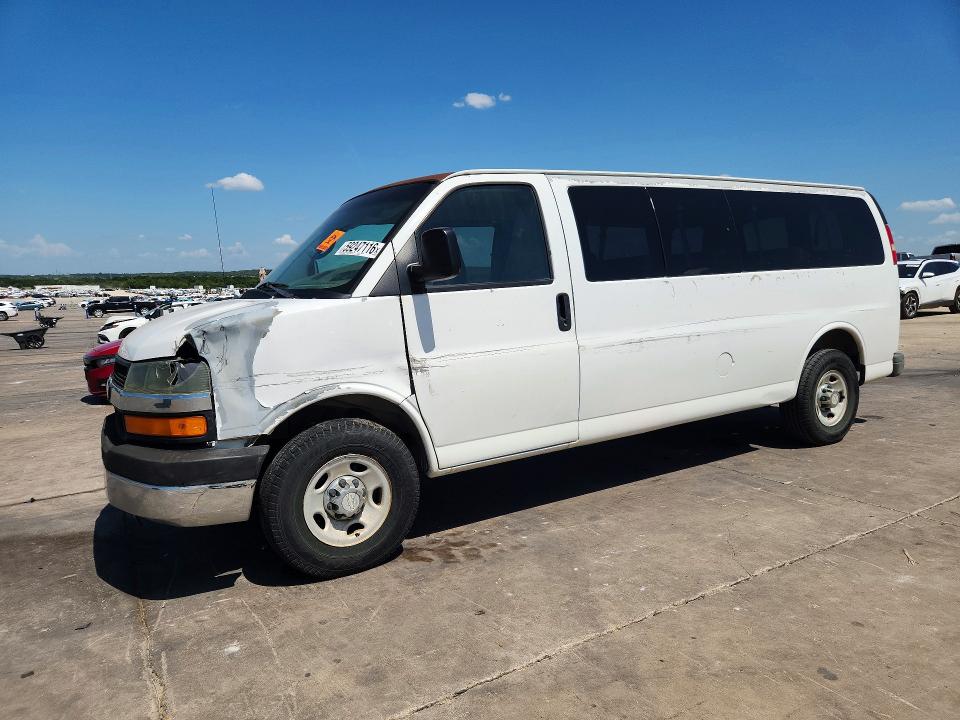 2007 Chevrolet Expresso VIN 1GAHG39U371101665 COPART salvage auction — FRONT END, TX - SALVAGE VEHICLE TITLE (P), sold $2,050 on 2026-07-09 (photo 1)