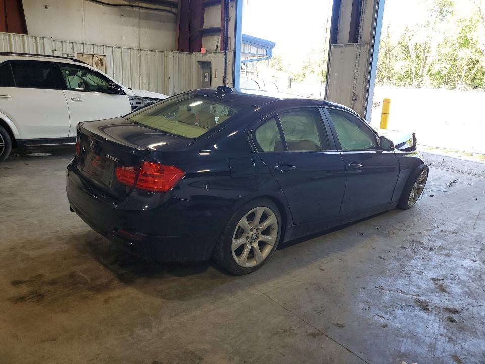 2015 BMW 3er VIN WBA3B5C5XFF962210 COPART salvage auction — FRONT END, Ny - Mv-907A Salvage Certificate, sold $825 on 2026-08-10 (photo 3)