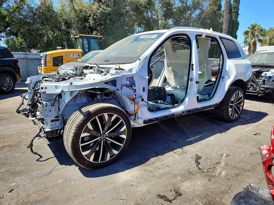 2025 Volvo Xc90 VIN YV4H60JG2S1389571 COPART salvage auction — STRIPPED, Ca - Certificate Of Title, sold $10,200 on 2026-08-06 (photo 1)
