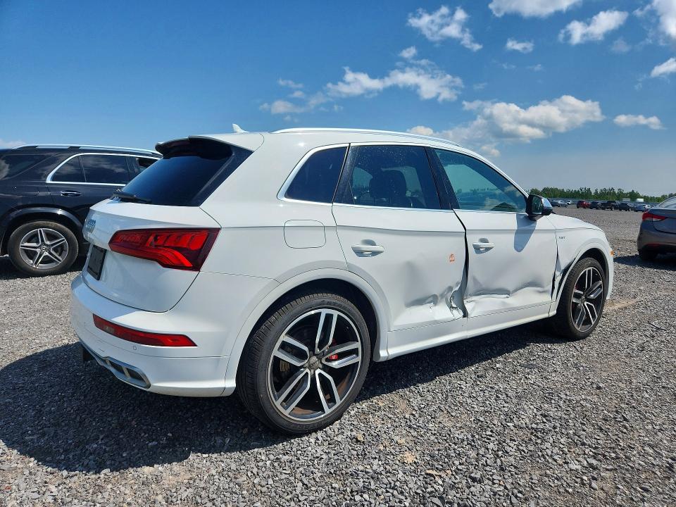 2018 Audi Sq5 VIN WA1C4AFYXJ2111949 COPART salvage auction — SIDE, ON - PERMIT NO BRAND - UNFIT, sold $5,200 on 2026-07-28 (photo 3)