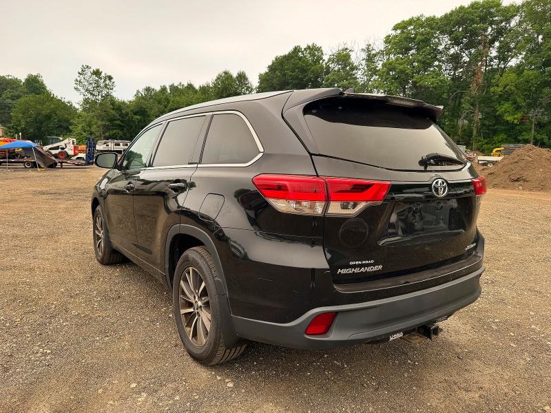 2018 Toyota Highlander VIN 5TDJZRFHXJS897290 COPART salvage auction — NORMAL WEAR, Ma - Certificate Of Title (P), sold $12,300 on 2026-07-27 (photo 3)
