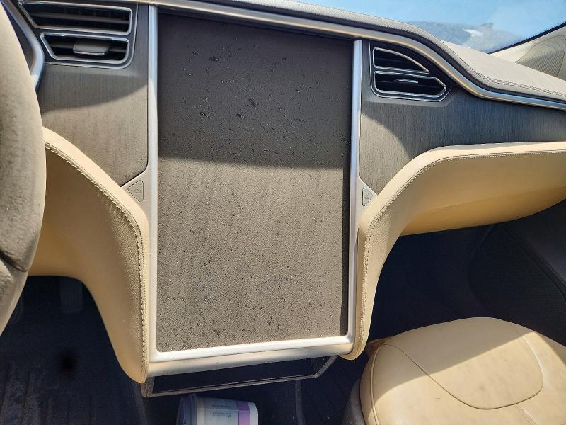 2013 Tesla Model s VIN 5YJSA1CG2DFP04938 COPART salvage auction — MECHANICAL, Ca - Dis/Dlr/Exp Only Clean Title, sold $850 on 2026-07-09 (photo 9)