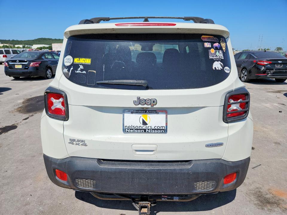 2018 Jeep Renegade VIN ZACCJBBB0JPG82555 COPART salvage auction — MINOR DENT/SCRATCHES, OK - CERTIFICATE OF TITLE, sold $4,000 on 2026-08-05 (photo 6)