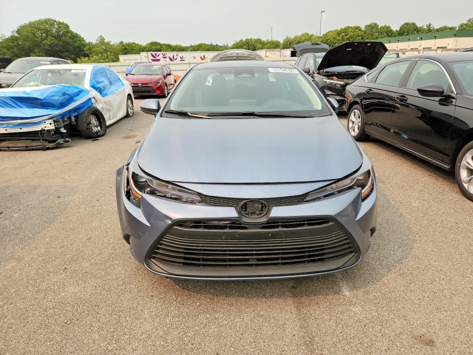 2026 Toyota Corolla VIN 5YFB4MDE4TP425130 COPART salvage auction — REAR END, MA - CERTIFICATE OF TITLE, sold $7,000 on 2026-07-27 (photo 5)