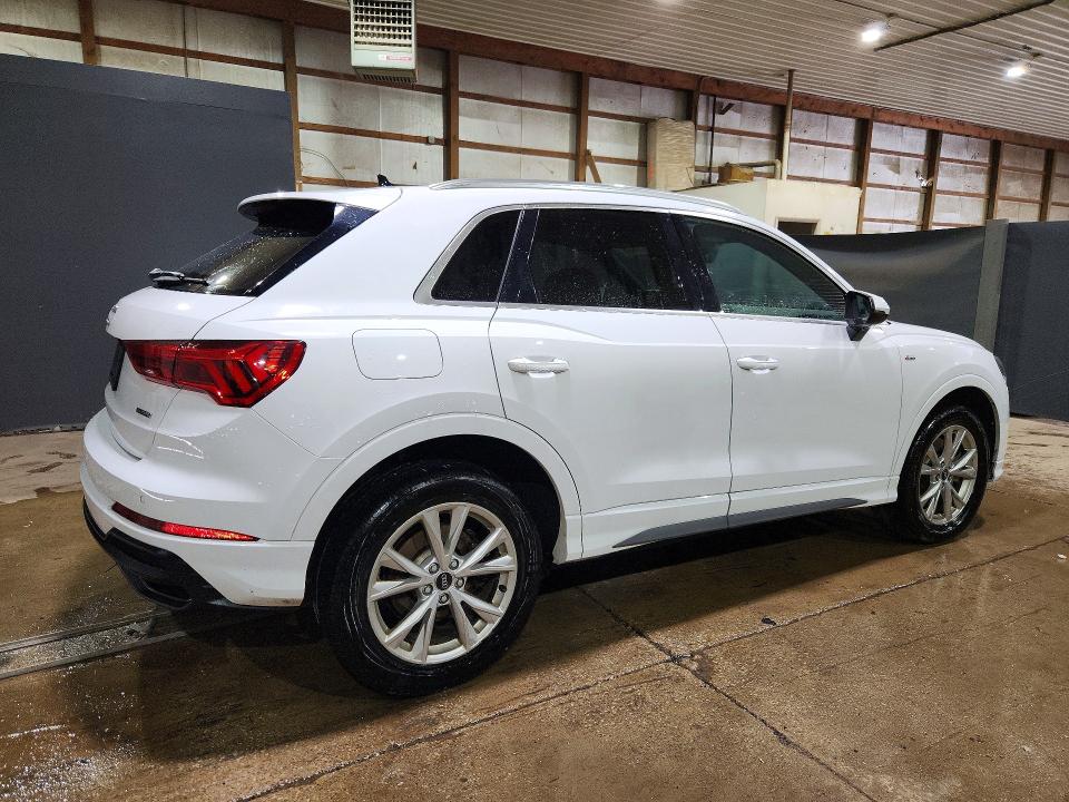 2025 Audi Q3 VIN WA1DECF3XS1011732 COPART salvage auction — SIDE, OH - CERTIFICATE OF TITLE (P), sold $12,100 on 2026-07-20 (photo 3)