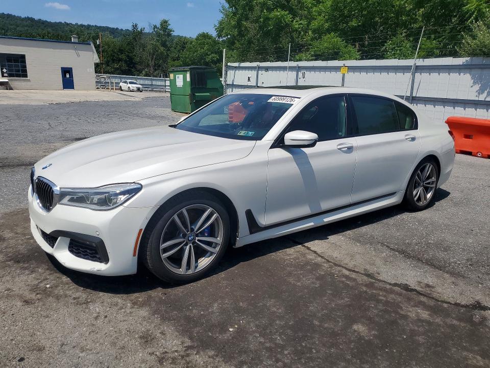 2016 BMW 7er VIN WBA7F2C57GG419395 COPART salvage auction — MINOR DENT/SCRATCHES, PA - CERT OF TITLE (P), sold $9,300 on 2026-07-28 (photo 1)