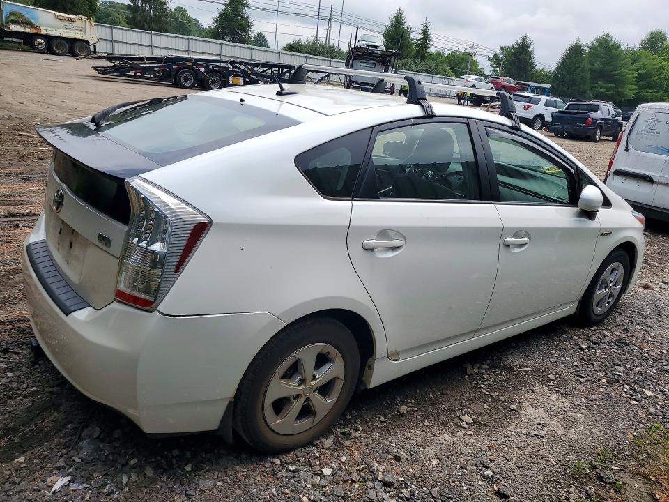 2010 Toyota Prius VIN JTDKN3DU8A5091015 COPART salvage auction — UNDERCARRIAGE, MD - CERTIFICATE OF TITLE, sold $850 on 2026-07-20 (photo 3)