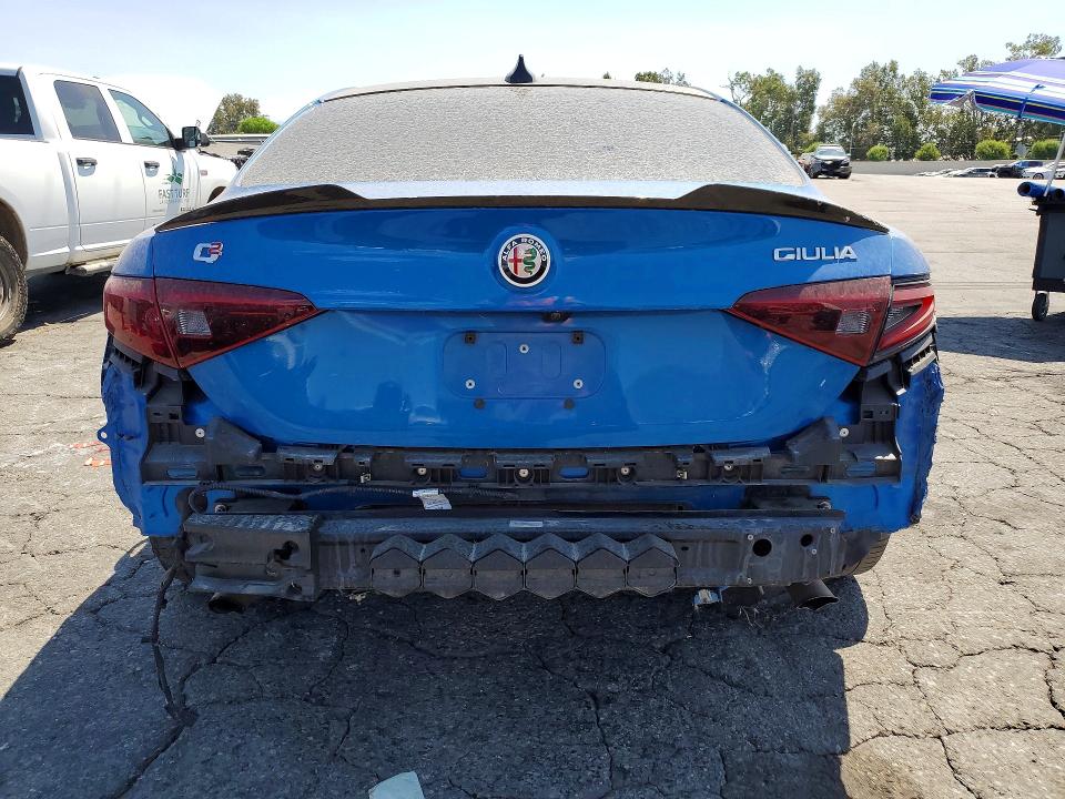 2022 Alfa romeo Giulia VIN ZARFAMBN2N7660181 COPART salvage auction — FRONT END, CA - LIEN PAPERS-SALVAGE OR AC, sold $700 on 2026-07-27 (photo 6)