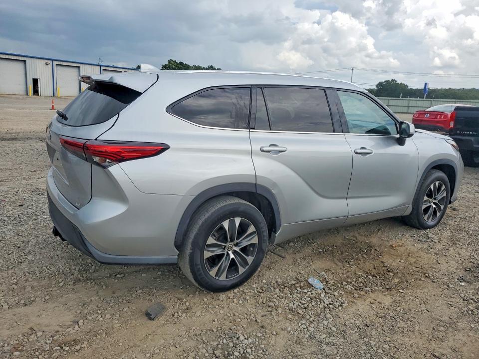 2020 Toyota Highlander VIN 5TDGZRAH5LS500220 COPART salvage auction — MINOR DENT/SCRATCHES, Ar - Certificate Of Title (P), sold $17,300 on 2026-07-28 (photo 3)