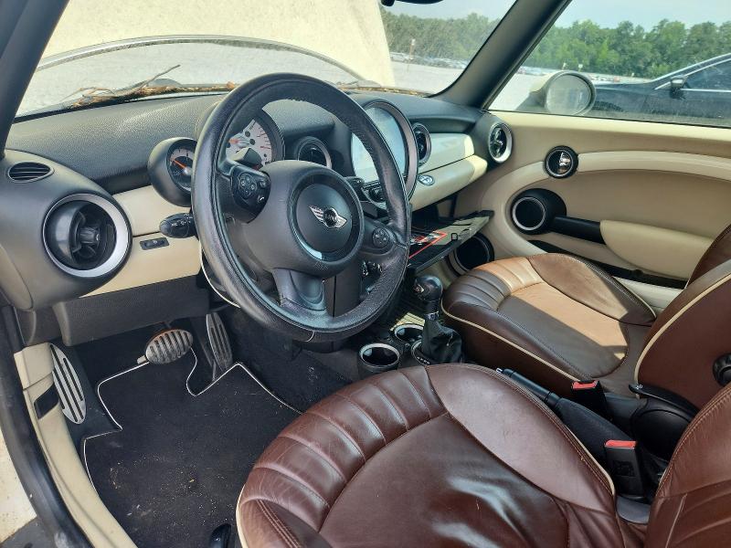 2011 Mini Cooper VIN WMWZP3C56BT249509 COPART salvage auction — NORMAL WEAR, Ga - Certificate Of Title, sold $575 on 2026-08-04 (photo 8)