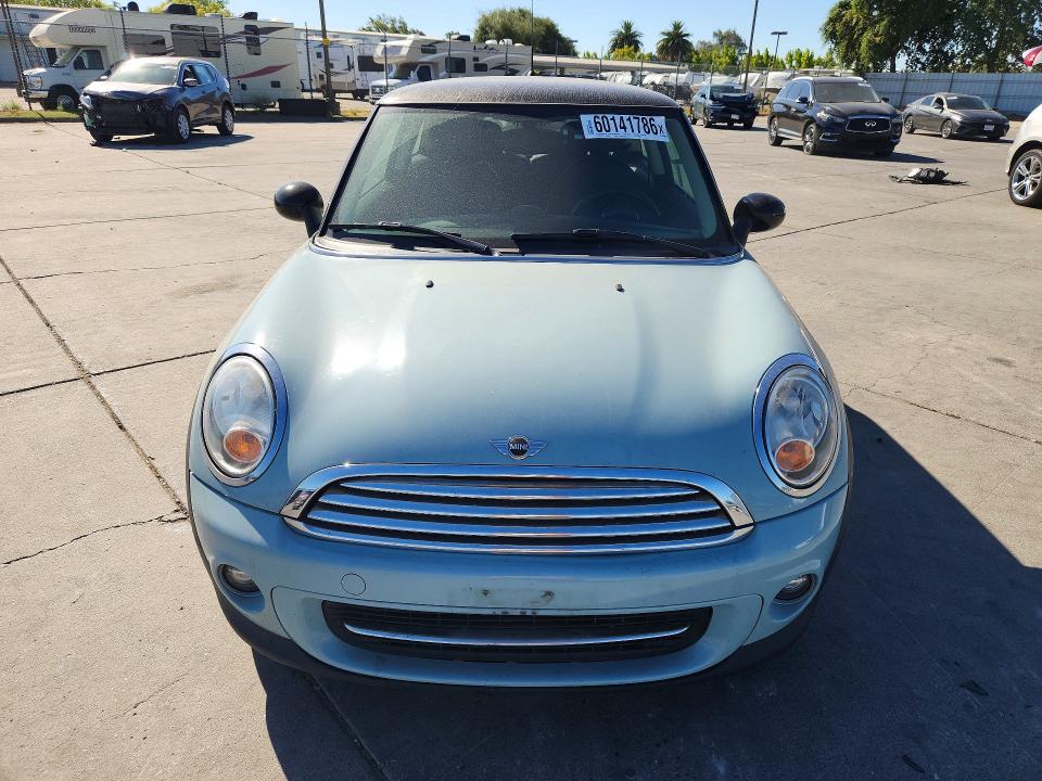 2013 Mini Cooper VIN WMWSU3C51DT692633 COPART salvage auction — REAR END, Ca - Salvage Certificate, sold $1,050 on 2026-08-10 (photo 5)